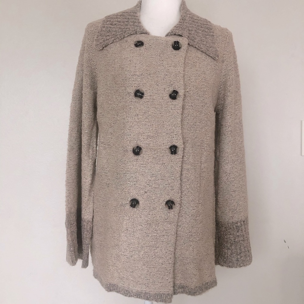 NWT Bell Sleeve Sweater